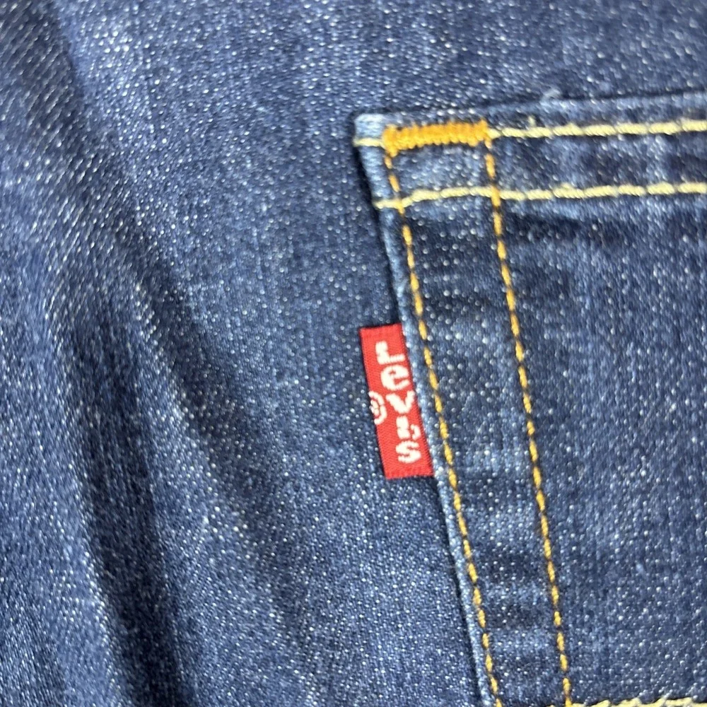 LEVI'S 569 Jorts- Men's Loose Straight 100% Cotton Blue Jean Shorts - Size 40x12